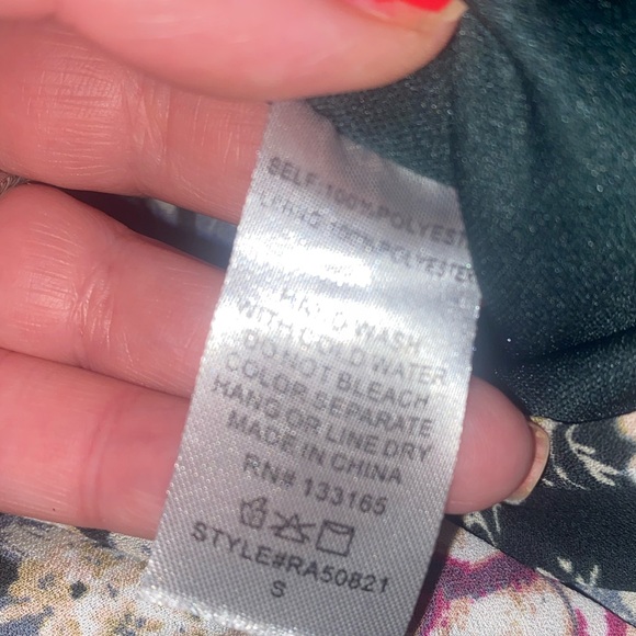 Altar'd State Walk Through Maxi Dress/Romper
Green Pink Floral Print Size Small - Picture 15 of 15